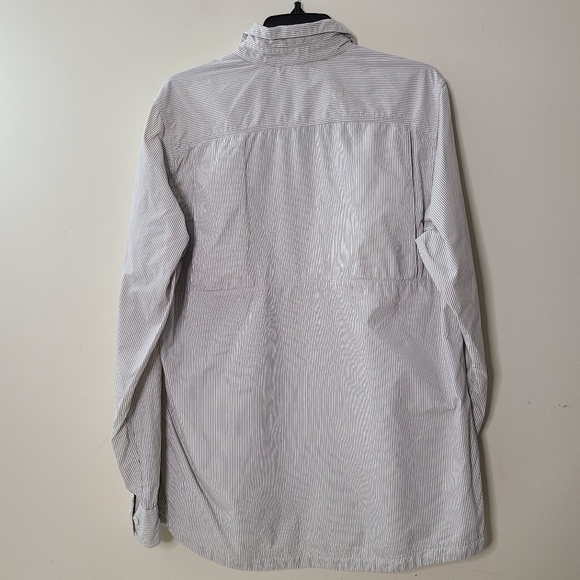 THE North Face pinstripes button-down long-sleeve Fishing shirt, M (PTP 20") - Picture 2 of 15
